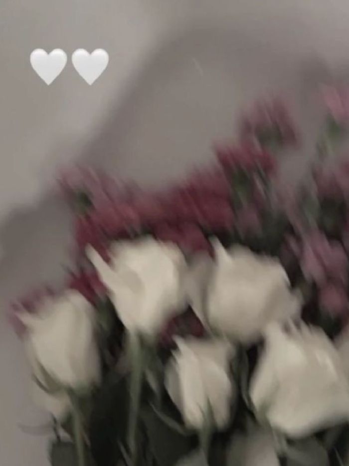 story-img