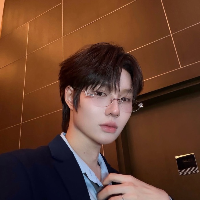 profile-image