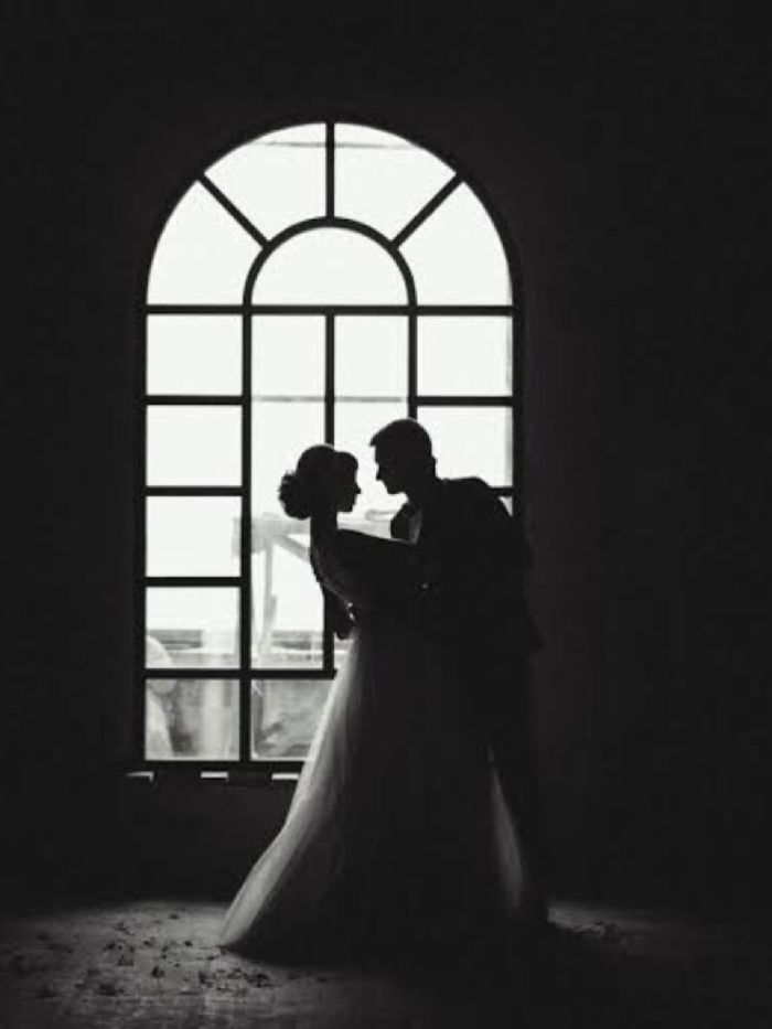 story-img