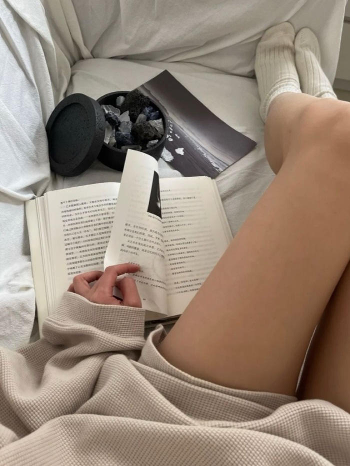 story-img