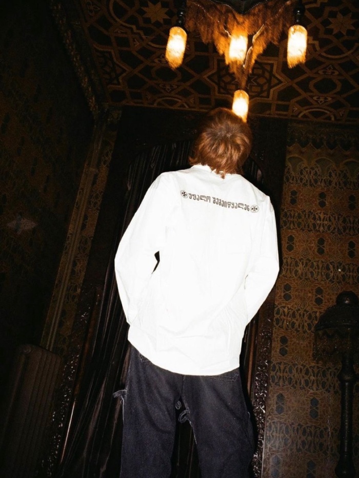 story-img