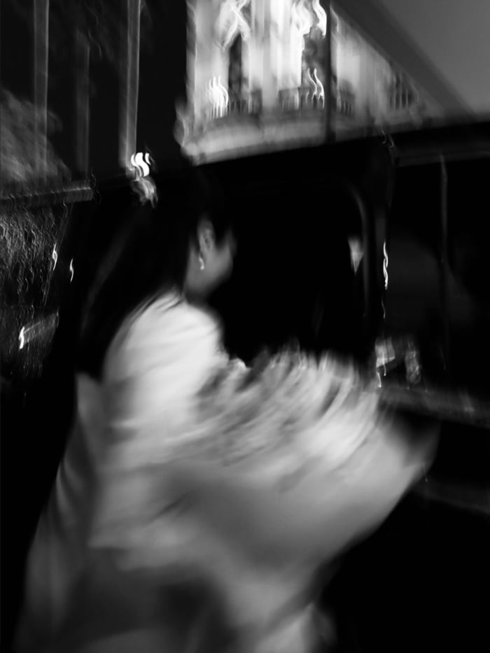 story-img