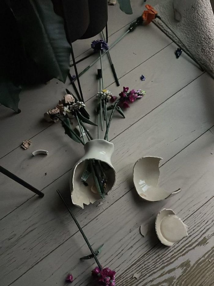 story-img
