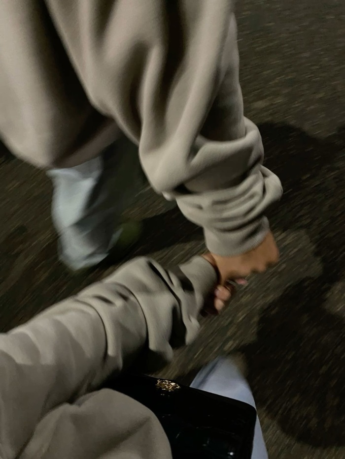 story-img