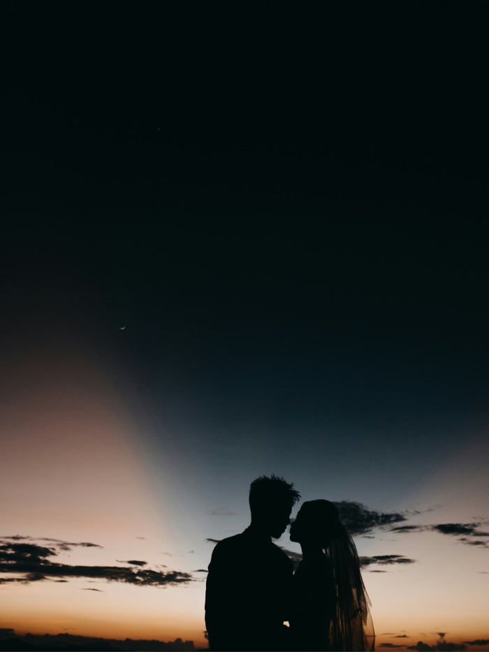 story-img