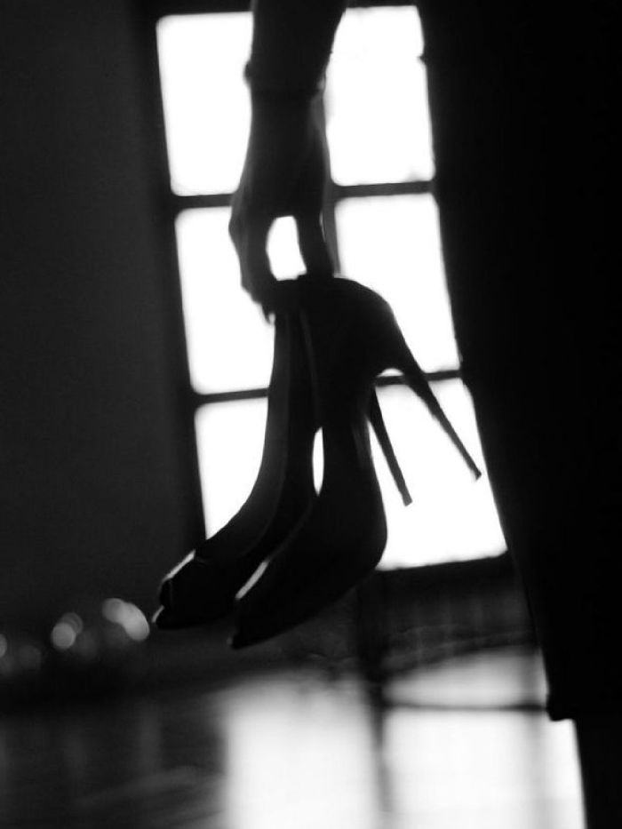story-img