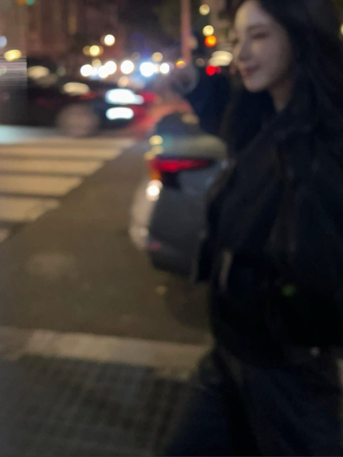 story-img