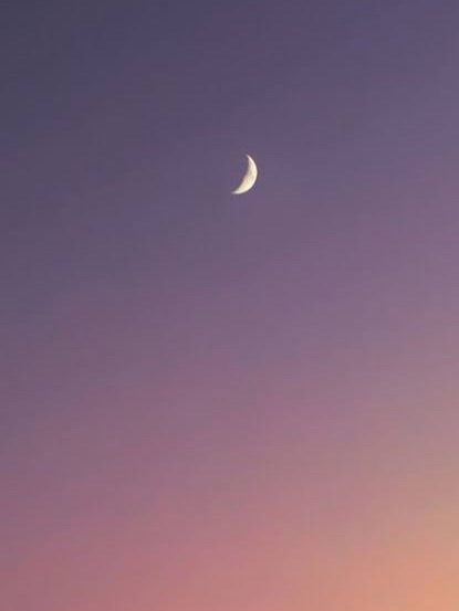 story-img