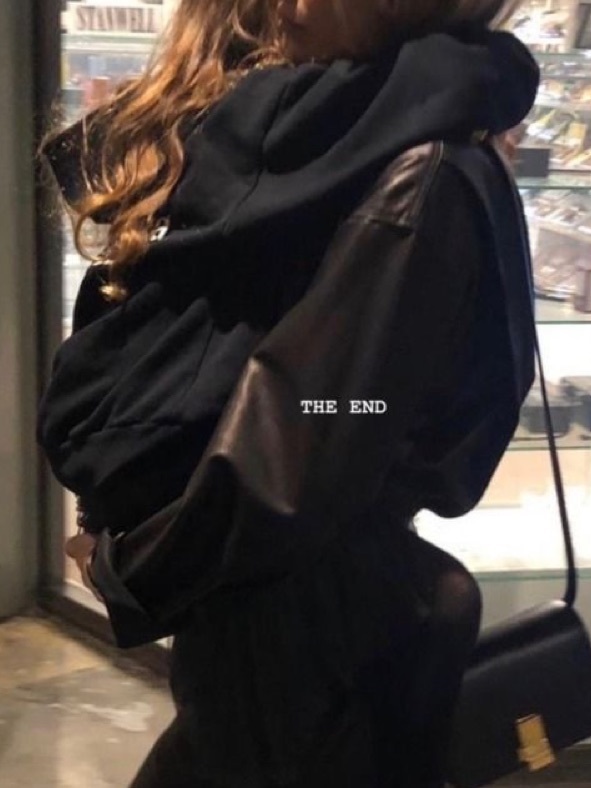 story-img