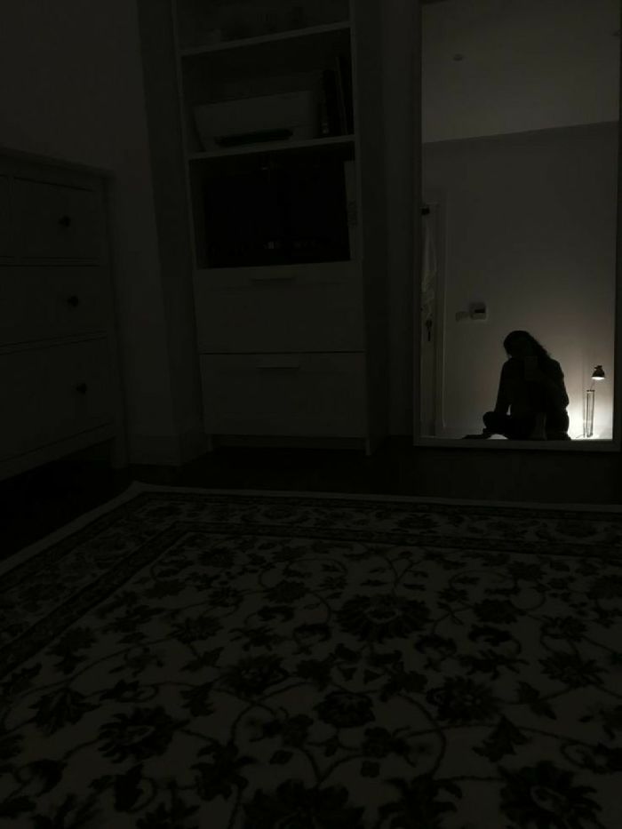 story-img