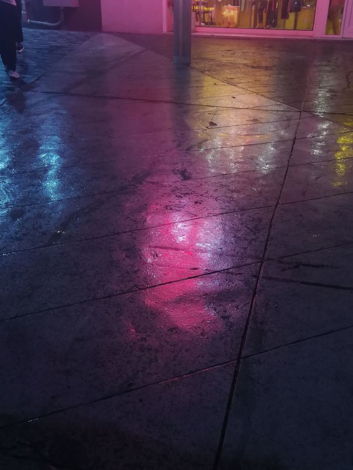 story-img